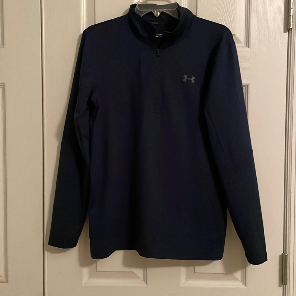 Men’s small Under Armour golf quarter zip